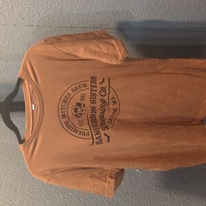 Sanderson Sisters orange T-shirt